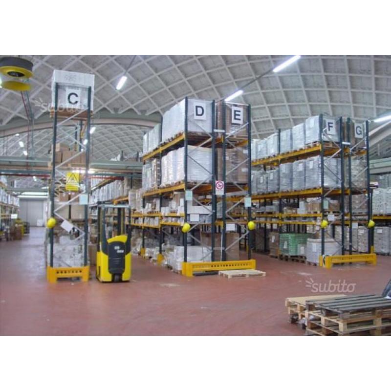 Magazzinierre/Carrellista C,CQC