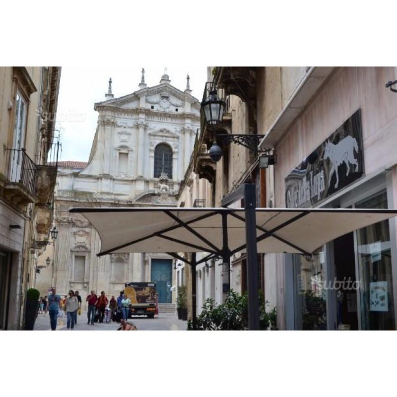 Centralissimo Bar tra Piazza sant'Oronzo e Duomo