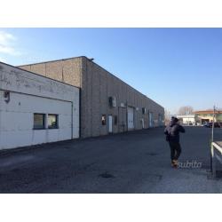 Porzione di 600 mq capannone