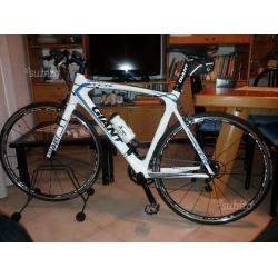 Bici "GIANT"da corsa in carbonio