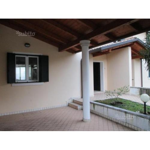 Villa a schiera - Maniago