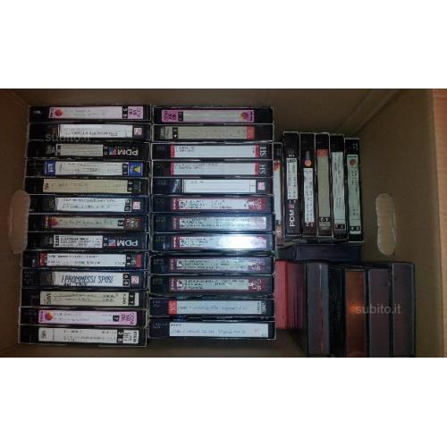 116 cassette VHS + 2 videoregistratori VHS Grundig