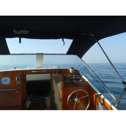 Motoscafo con Volvo Penta Tdiesel 2001 Perfetto