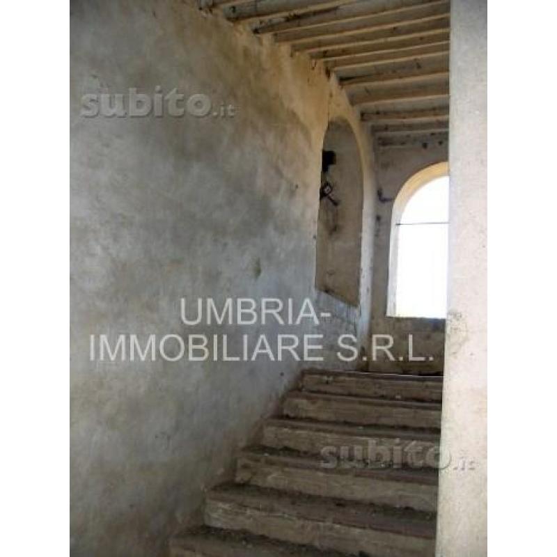 Rif. 212 complesso in pietra