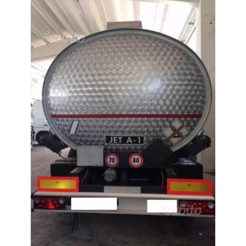Semirimorchio cisterna Acerbi carburanti