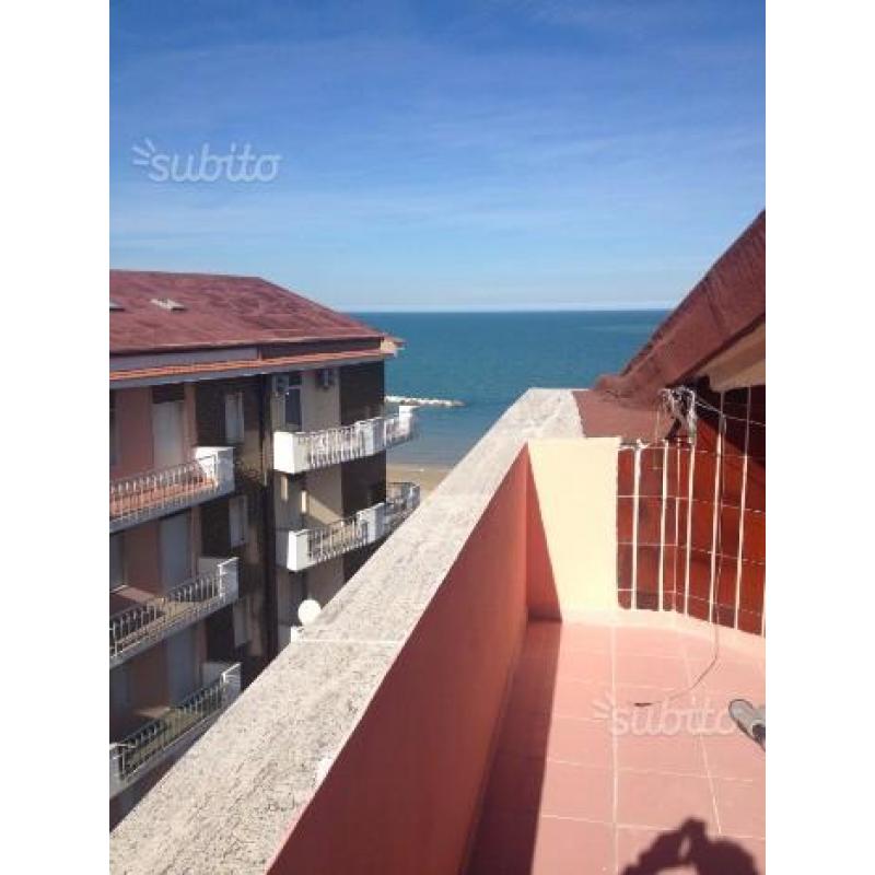 Attico ristrutturato vista mare a San Salvo