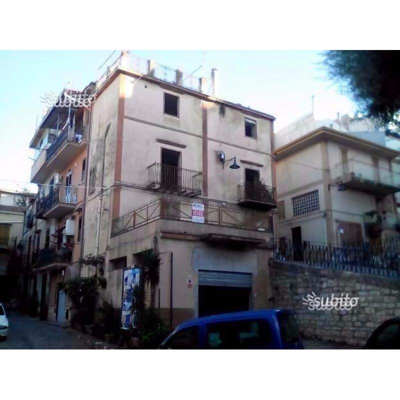 Marineo-piazza S.Anna,