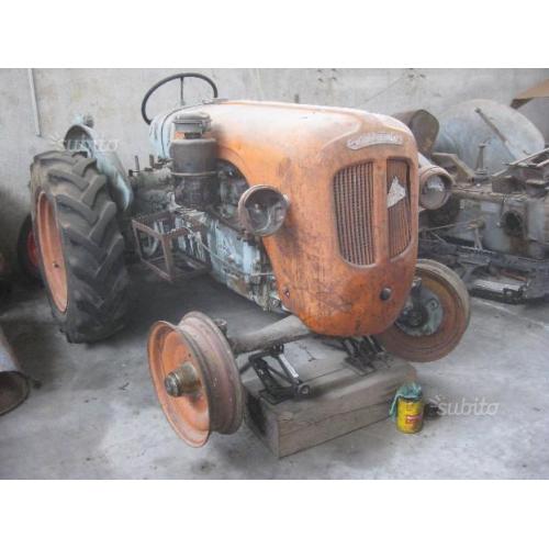 Trattore agricolo LAMBORGHINI DL 30