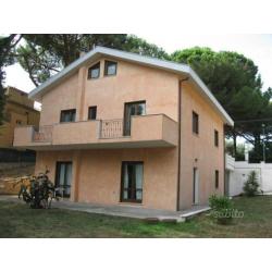 MARINO - ESCLUSIVA VILLA UNIFAMILIARE