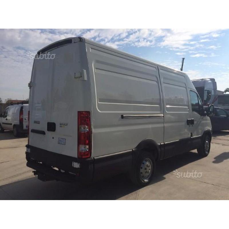 IVECO Daily 35S13 furgone anno 2010