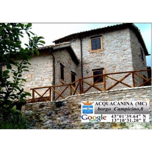 Casale con appartamenti Lago Fiastra Sibillini