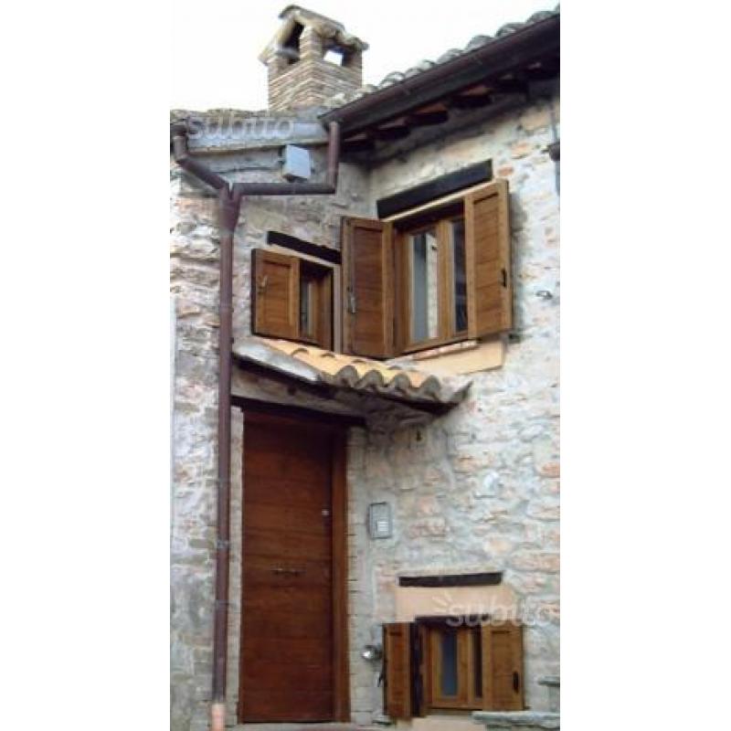 Casale con appartamenti Lago Fiastra Sibillini