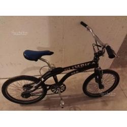 Bella bicicletta marca Olimpica