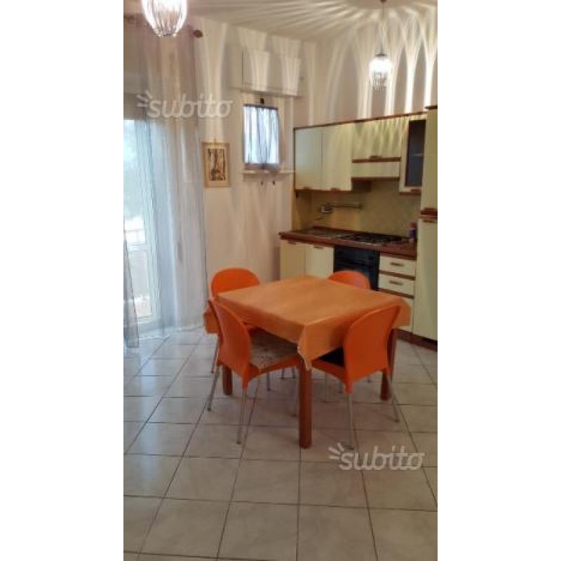 Appartamento 60 mq 5 posti letto latina lido