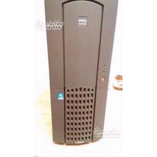 Server pc intel xeon 1 tb hard disk 2 gb ram