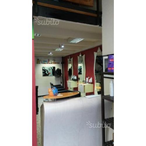 Arredamento parrucchiera