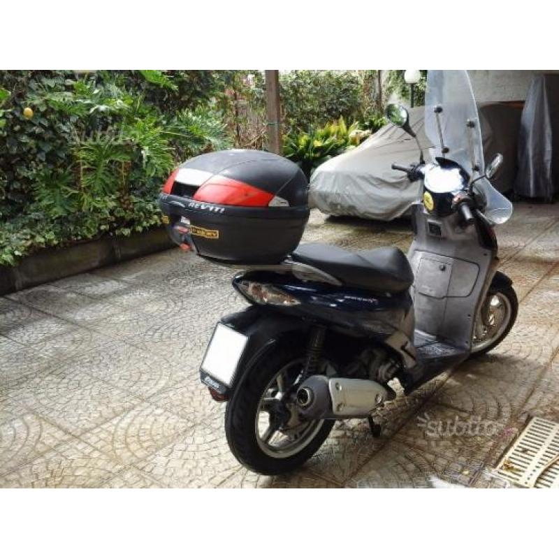 Aprilia Sportcity 300 - 2009
