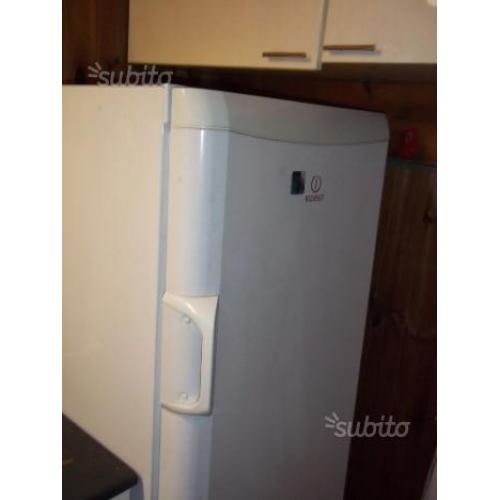 Frigorifero Indesit