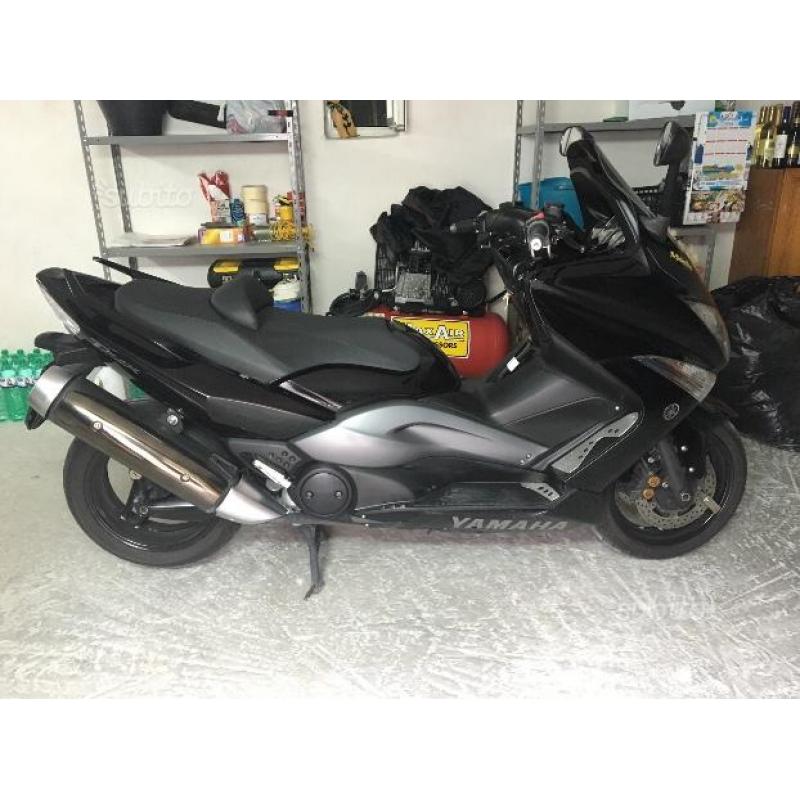 Yamaha T Max - 2008