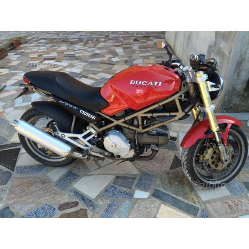 DUCATI Monster 600