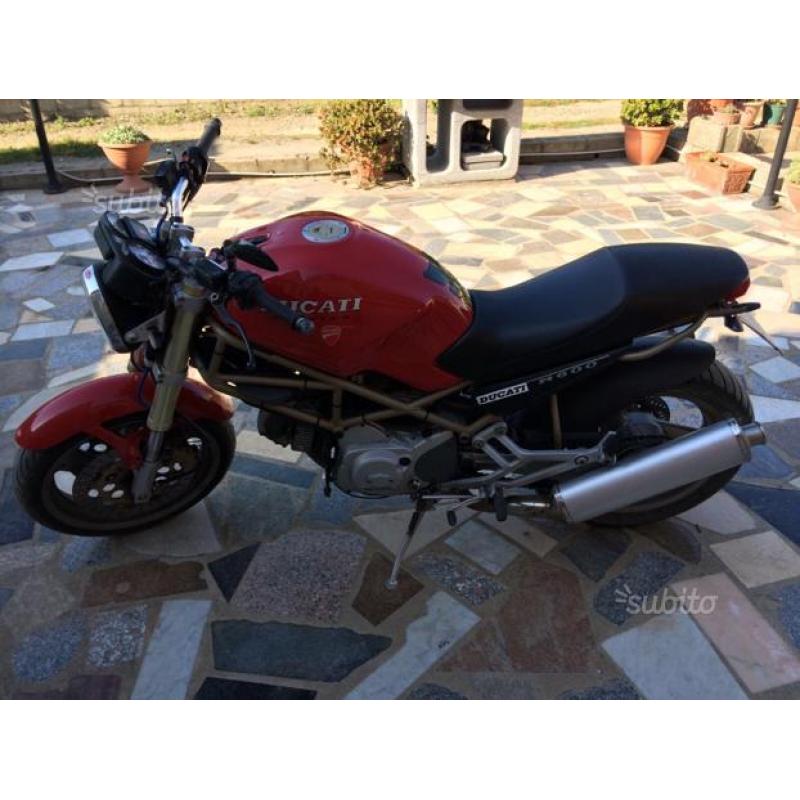 DUCATI Monster 600
