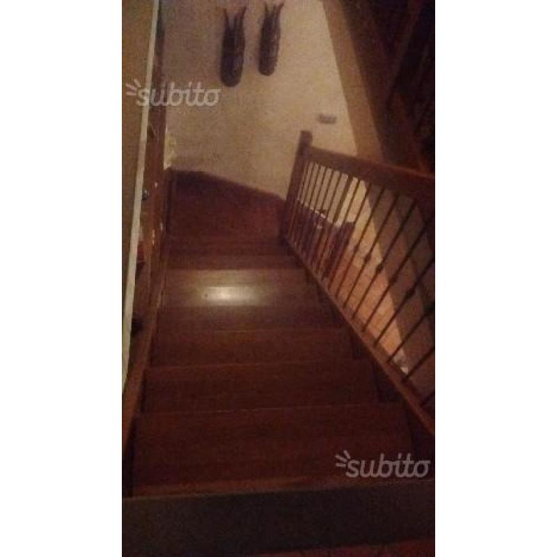 Scala in legno rovere
