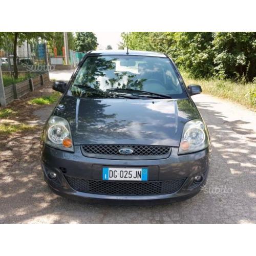 Ford Fiesta full optional garanzia12 mesi
