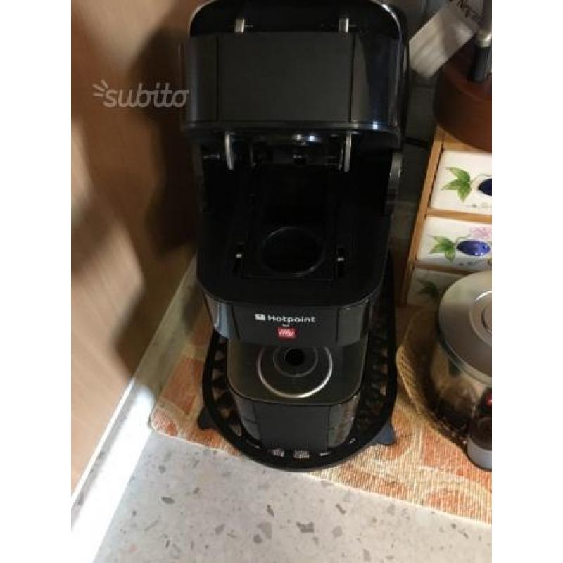 Macchina da caffè hotpoint illy