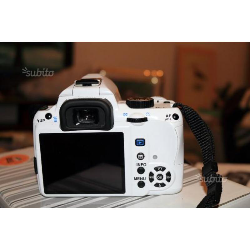 Pentax K-r 12.9 megapixel con zoom 18-55 mm