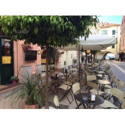 DIANO MARINA -PUB/BIRRERIA a 50 metri dal mare