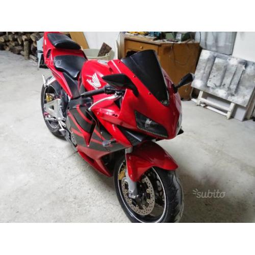 Honda cbr rr 600