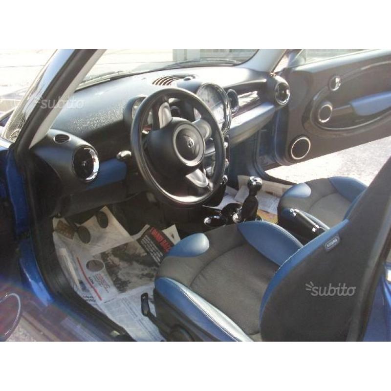 MINI Cooper D 1.6 CC - 2007
