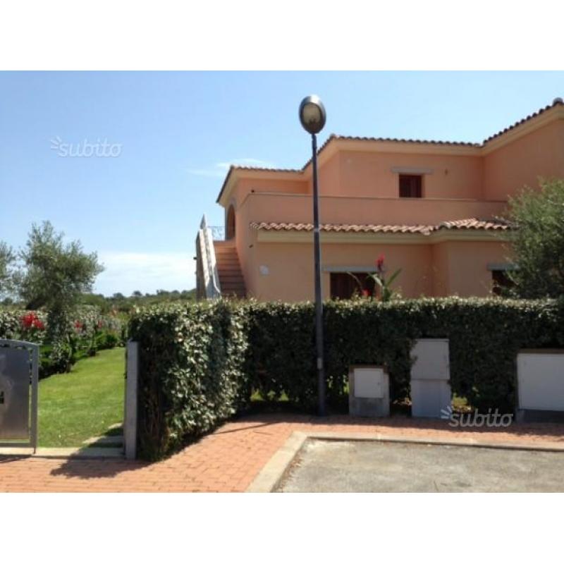 Nuova villa con giardino a 2 minuti da Lu impostu