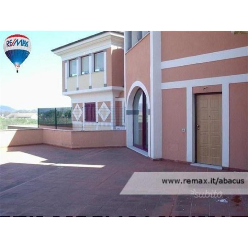Appartamento a Bracciano, via delle rose, 2 locali