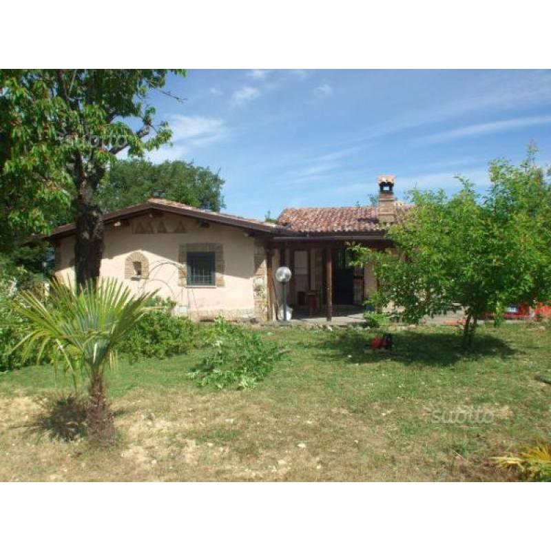 Belmonte in Sabina:villa con depandance e terreno