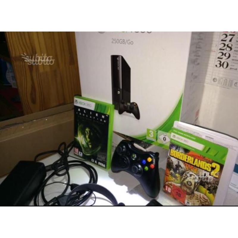 XBOX360 E da 250GB + cuffia +GIOCHI+Scatola orig