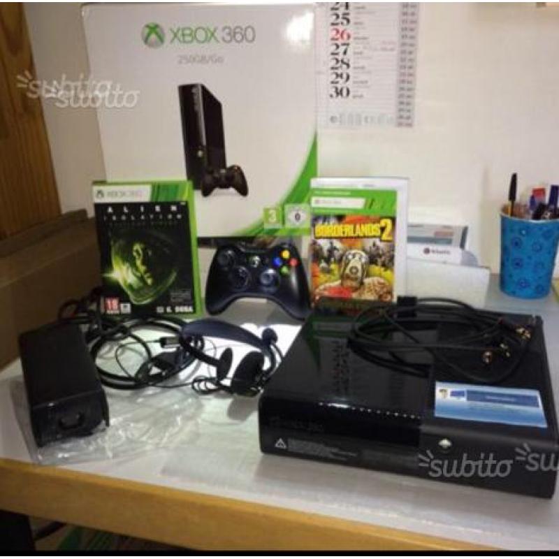 XBOX360 E da 250GB + cuffia +GIOCHI+Scatola orig