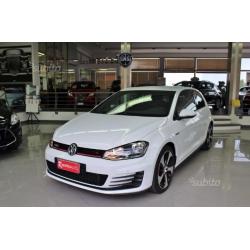 VOLKSWAGEN Golf GTI 2.0 TSI 220 Cv Km 25.000 24 Me