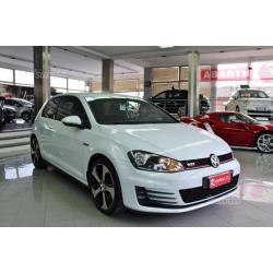 VOLKSWAGEN Golf GTI 2.0 TSI 220 Cv Km 25.000 24 Me