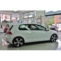 VOLKSWAGEN Golf GTI 2.0 TSI 220 Cv Km 25.000 24 Me