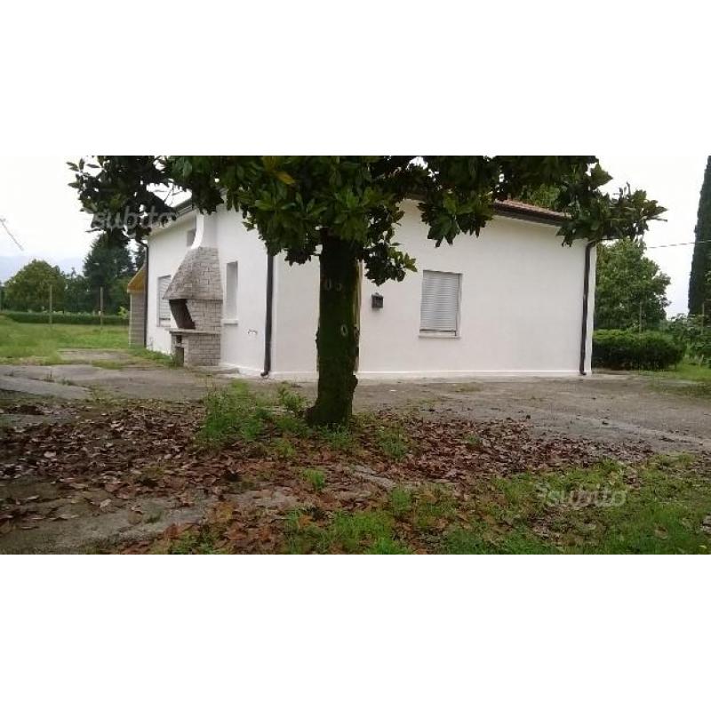 Casa fronte strada pordenone