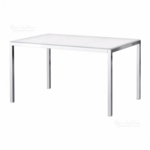 Tavolo nuovo Ikea TORSBY