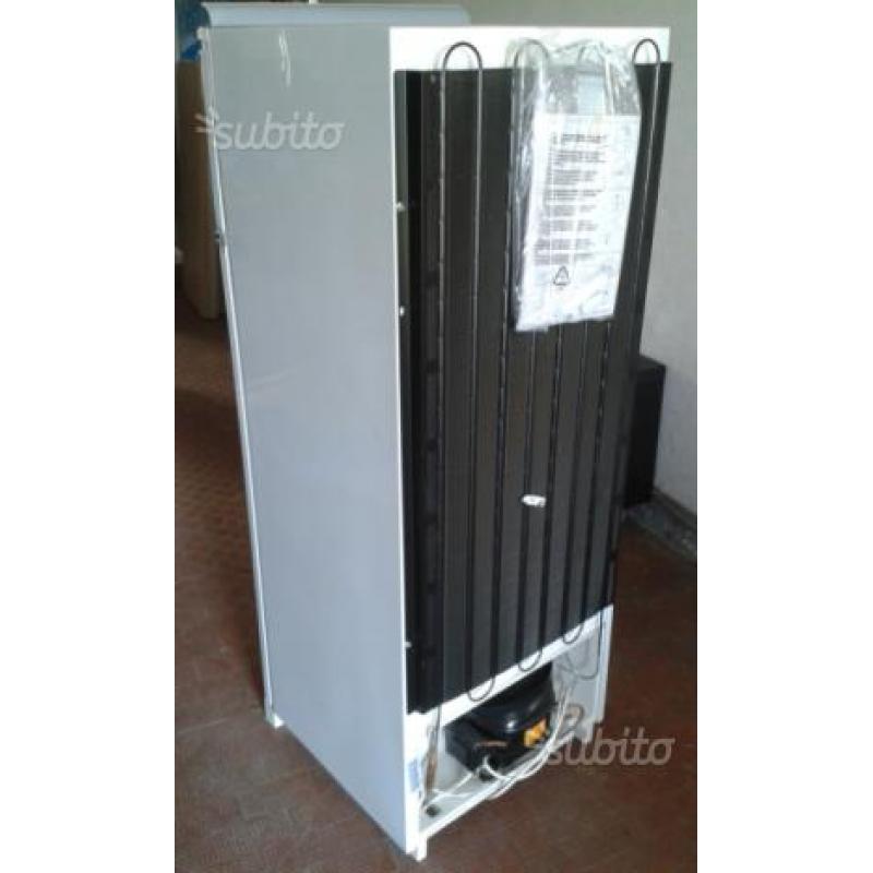 Frigo da incasso