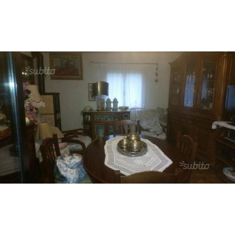 ORIAGO CASA SINGOLA CON 3 CAMERE MATRIMONIALI