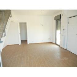 Montesilvano via Vestina duplex 80m no condomino