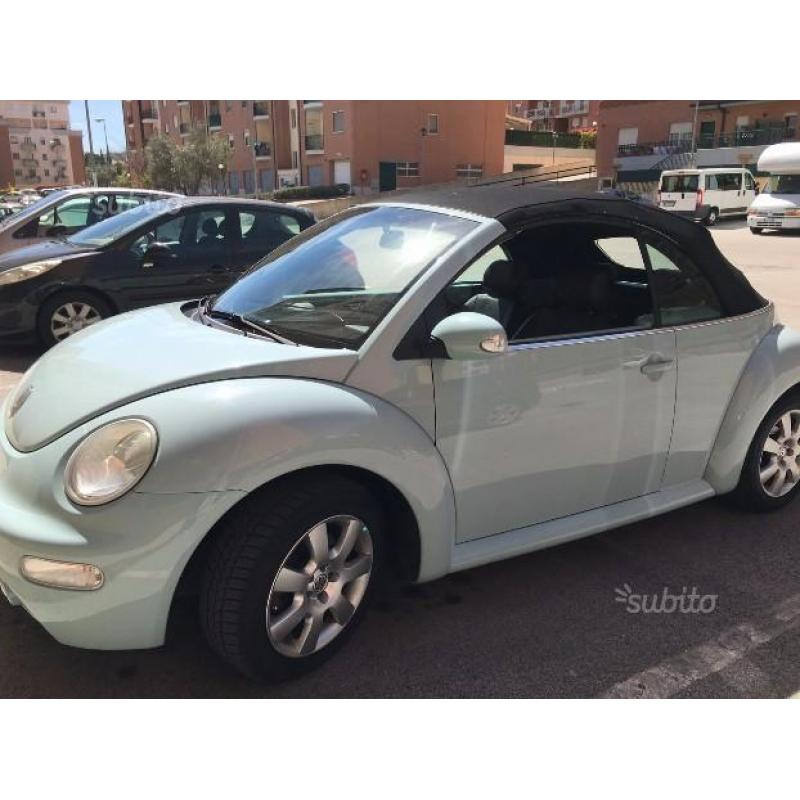 VOLKSWAGEN New Beetle - 2003