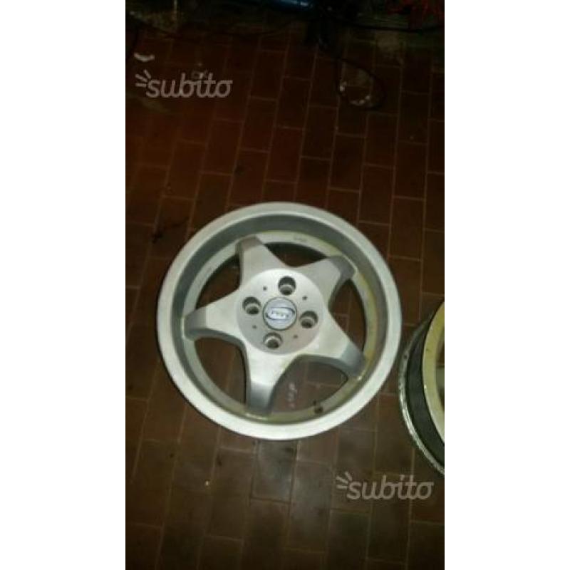 Cerchi da 15 4x100x7 canale rovesciato