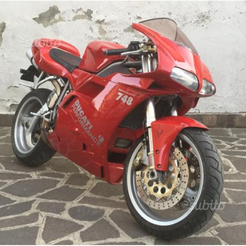 Ducati 748