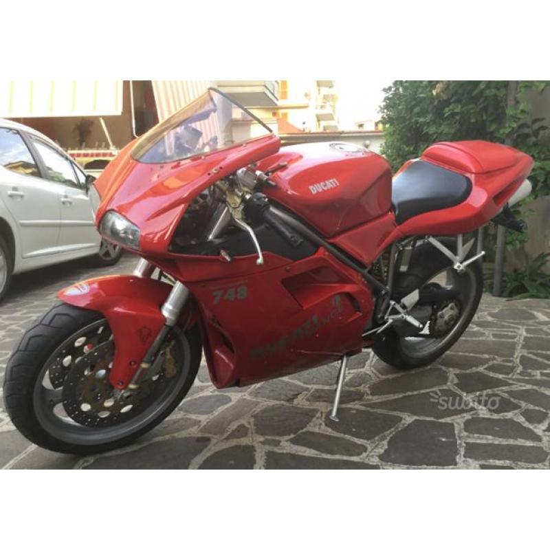 Ducati 748