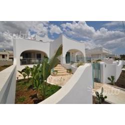 Villa fronte mare con 6 doppie 14 posti letto